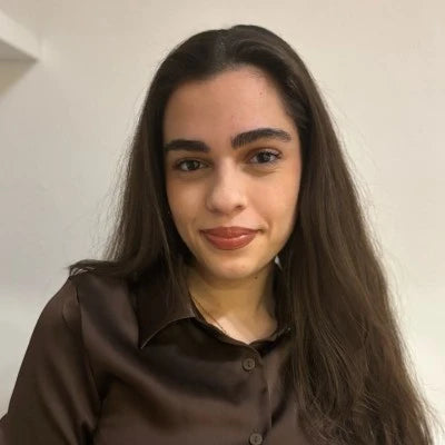 Portrait von Dania Labanieh, Werkstudentin E-Commerce Projektmanagement bei ABRIO GmbH