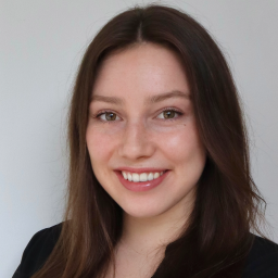Portrait von Julia Matheis, Junior E-Commerce Developerin bei ABRIO GmbH